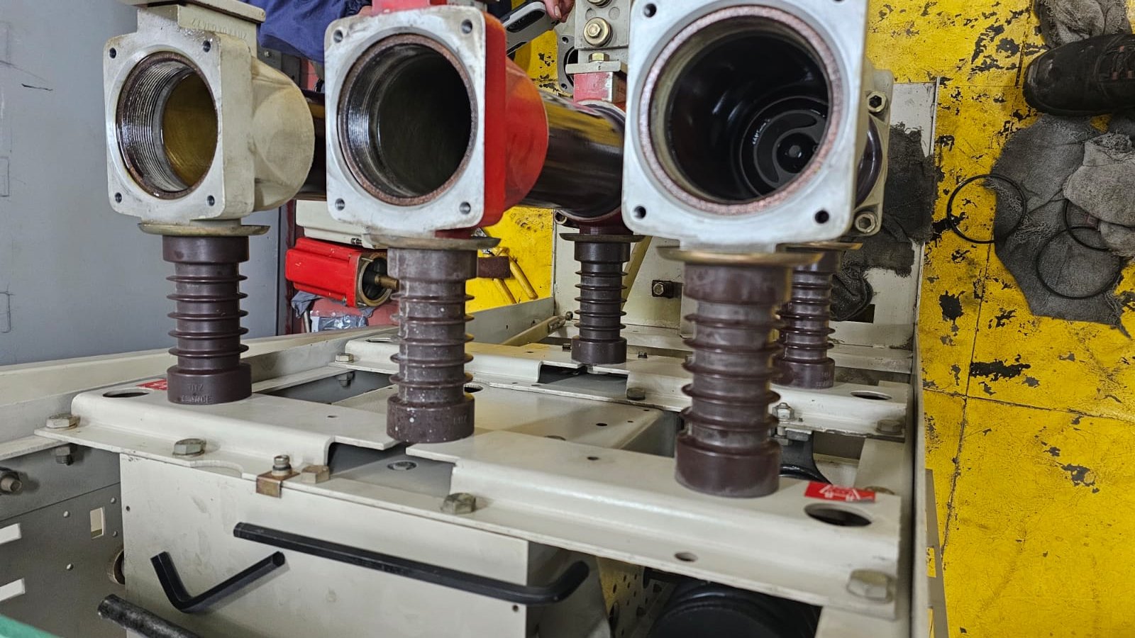 Switchgear de média tensão